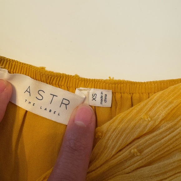 Astr Golden Long Sleeve Maxi Dress - Picture 4 of 9